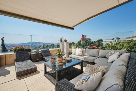 Māja Barcelona, Spānijā 7 istabas, 633 m2 Nr. 154589