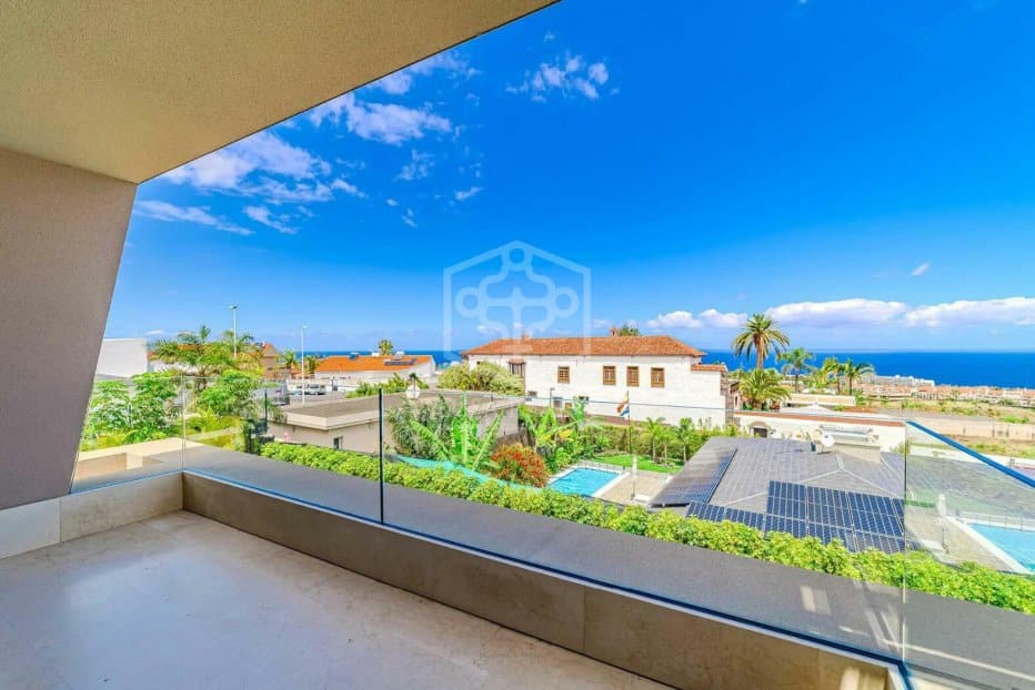 Villa in Puerto de la Cruz, Tenerife, Spain 4 bedrooms, 308 sq.m. No. 160599