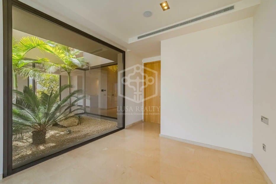 Villa in Puerto de la Cruz, Tenerife, Spain 4 bedrooms, 308 sq.m. No. 160599