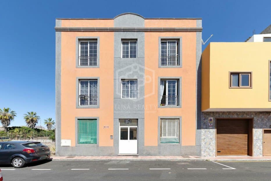 Propiedad comercial en Arona, Tenerife, España 14 dormitorios, 453 m2 No. 160601