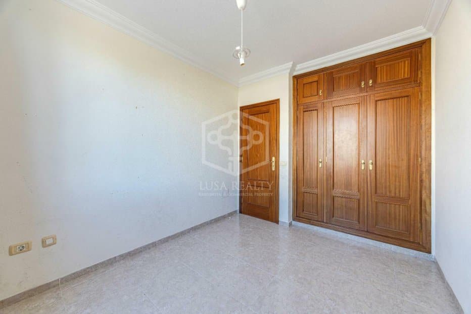 Propiedad comercial en Arona, Tenerife, España 14 dormitorios, 453 m2 No. 160601