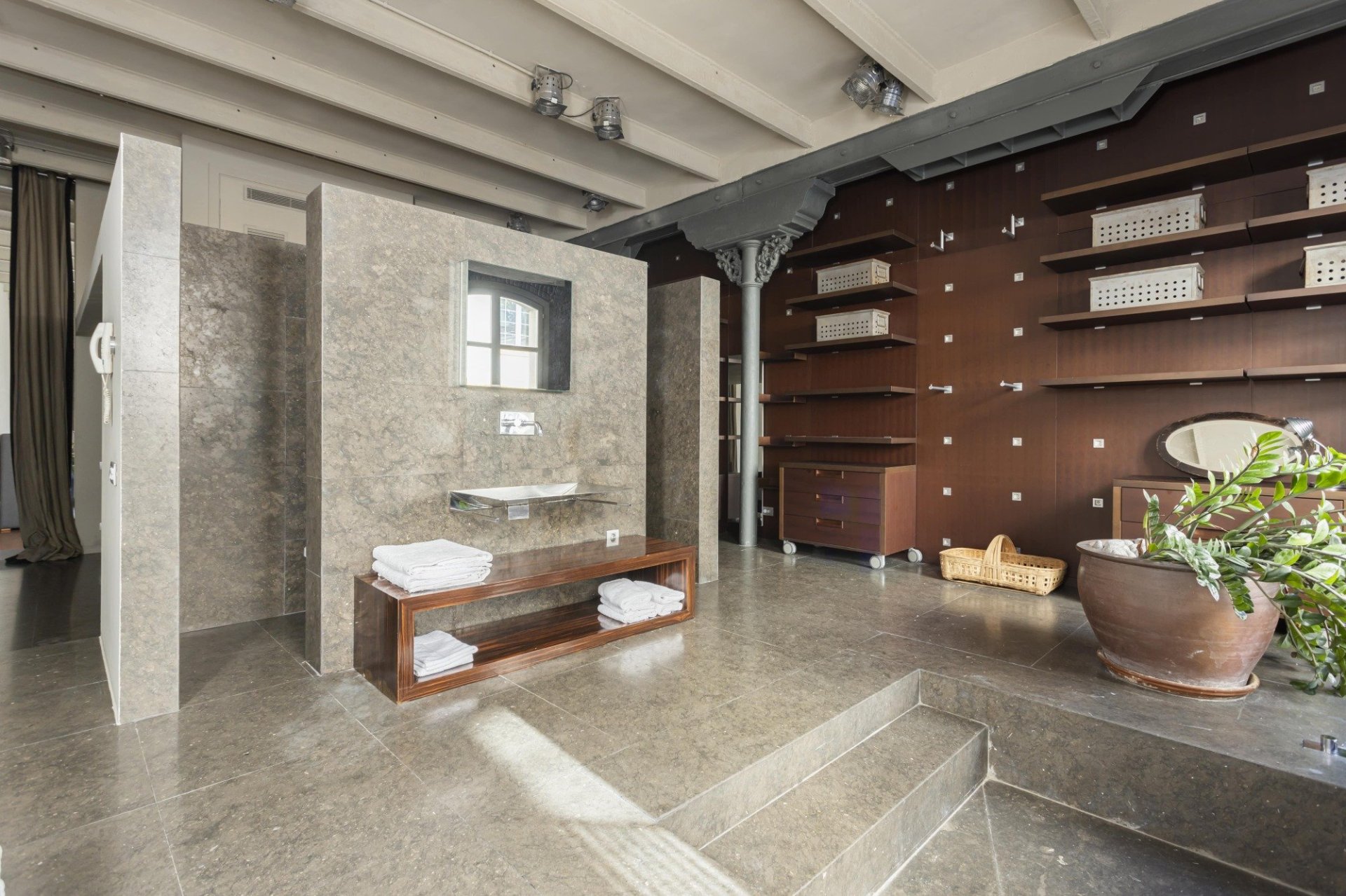 Appartamento a Barcelona, Spagna 2 camere da letto, 308 mq. N° 140574