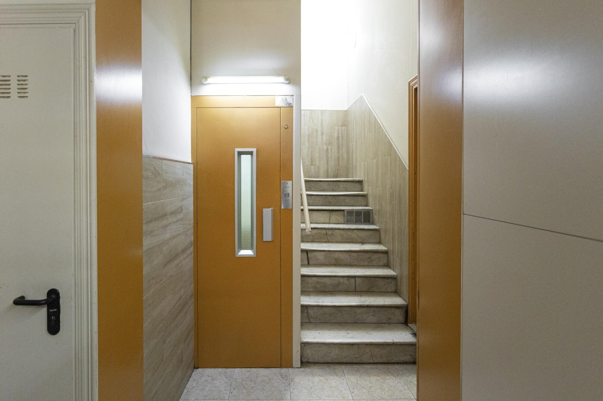 Квартира в Старый город, Барселона, Испания 2 спальни, 68м2 №140576