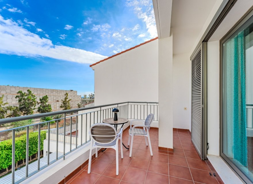 Apartment in Tenerife, Spain 2 bedrooms, 140 sq.m. No. 195362