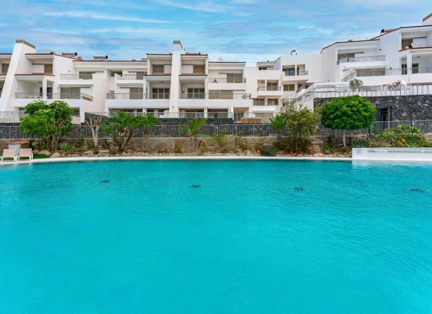 Apartment in Tenerife, Spain 2 bedrooms, 140 sq.m. No. 195362