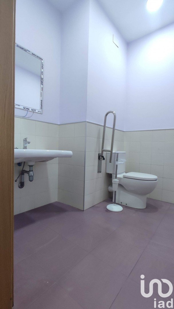 Liikekiinteistö Zamora, Espanja 167 m2 No. 186124