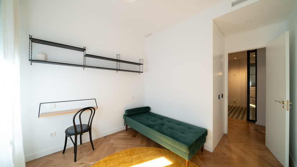 Appartamento a Madrid, Spagna 3 camere da letto, 169 mq. N° 105901