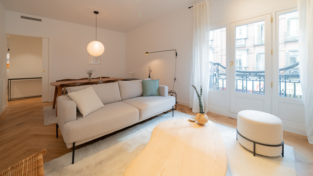 Appartamento a Madrid, Spagna 3 camere da letto, 169 mq. N° 105901