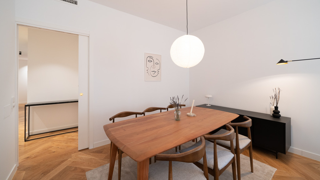 Appartamento a Madrid, Spagna 3 camere da letto, 169 mq. N° 105901