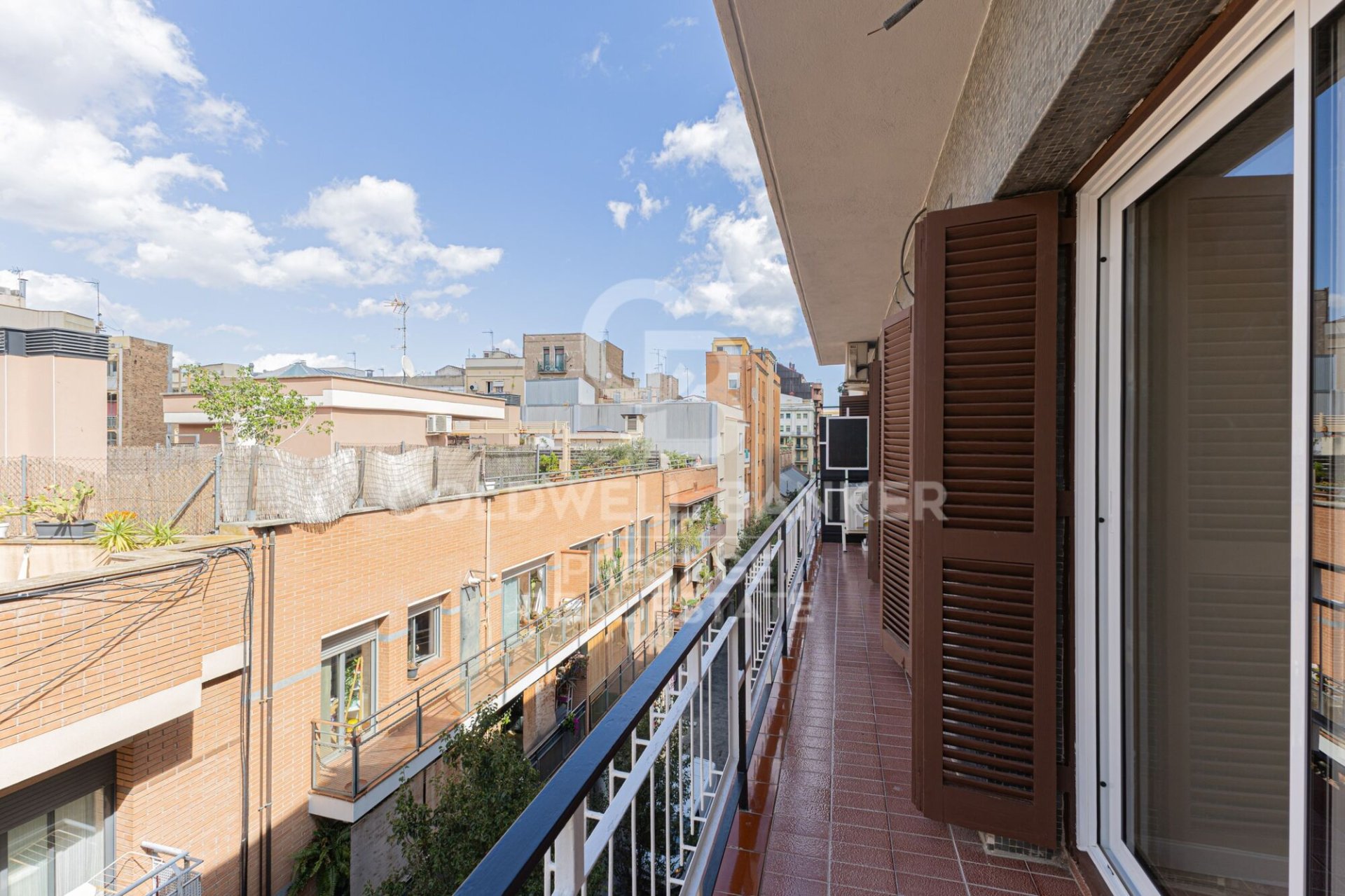 Wohnung in Barcelona, Spanien 3 Schlafzimmer, 76 m2 Nr. 157398