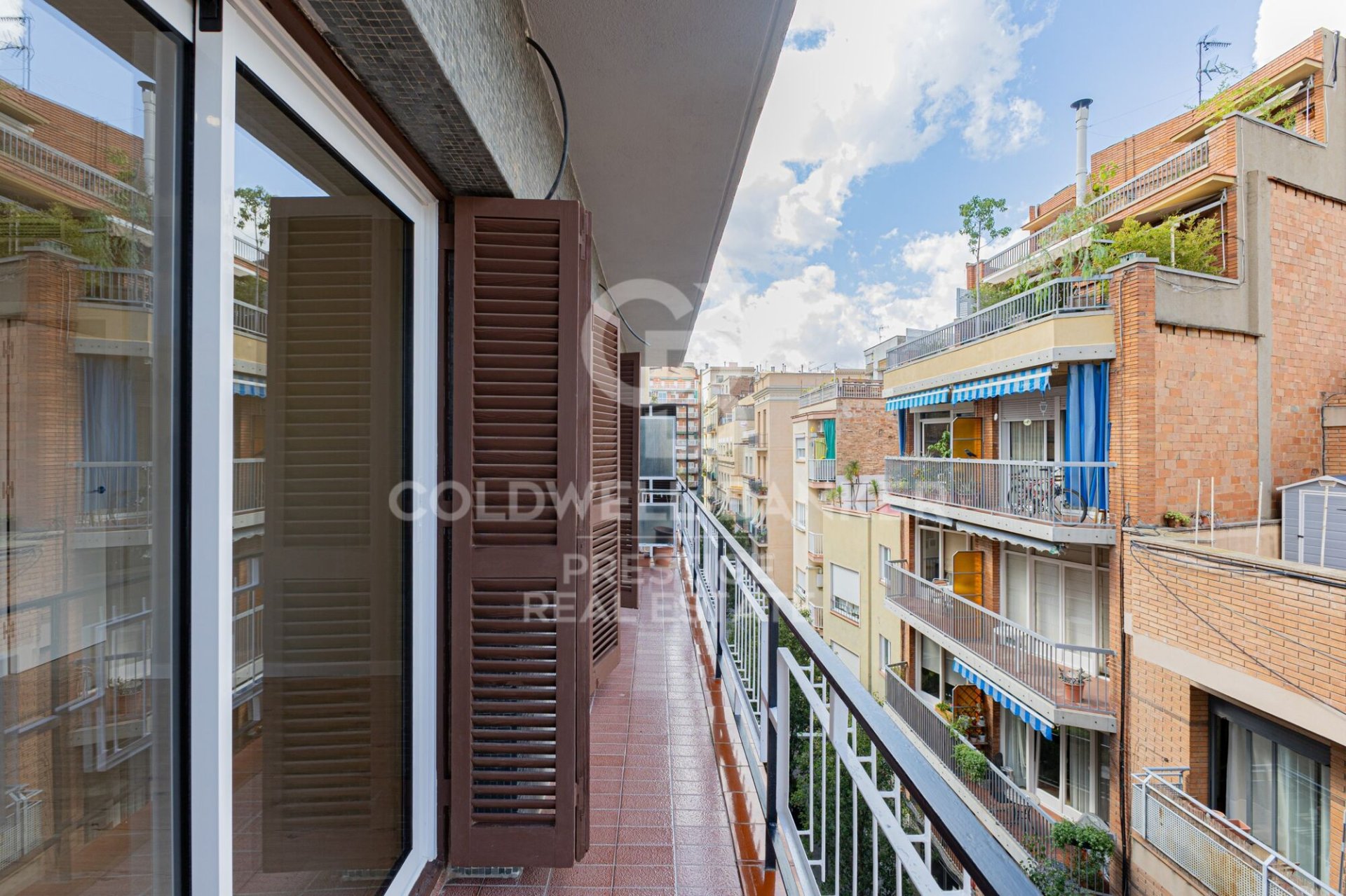 Wohnung in Barcelona, Spanien 3 Schlafzimmer, 76 m2 Nr. 157398