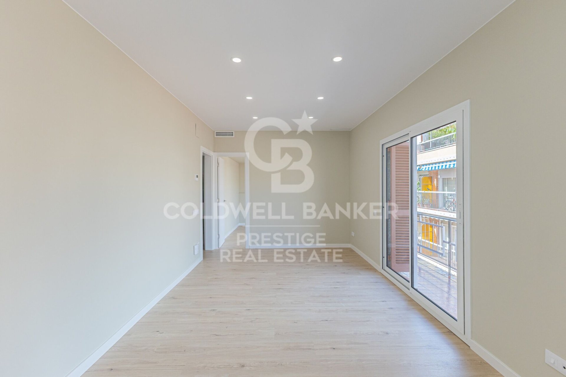 Wohnung in Barcelona, Spanien 3 Schlafzimmer, 76 m2 Nr. 157398