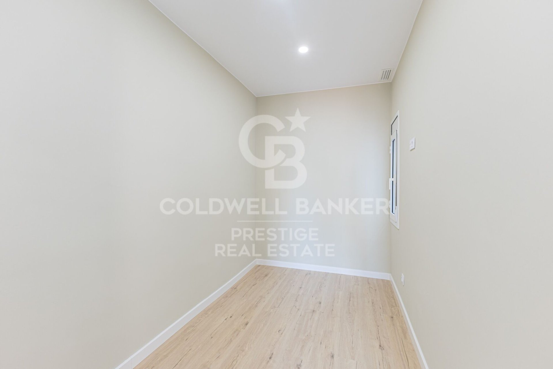 Wohnung in Barcelona, Spanien 3 Schlafzimmer, 76 m2 Nr. 157398