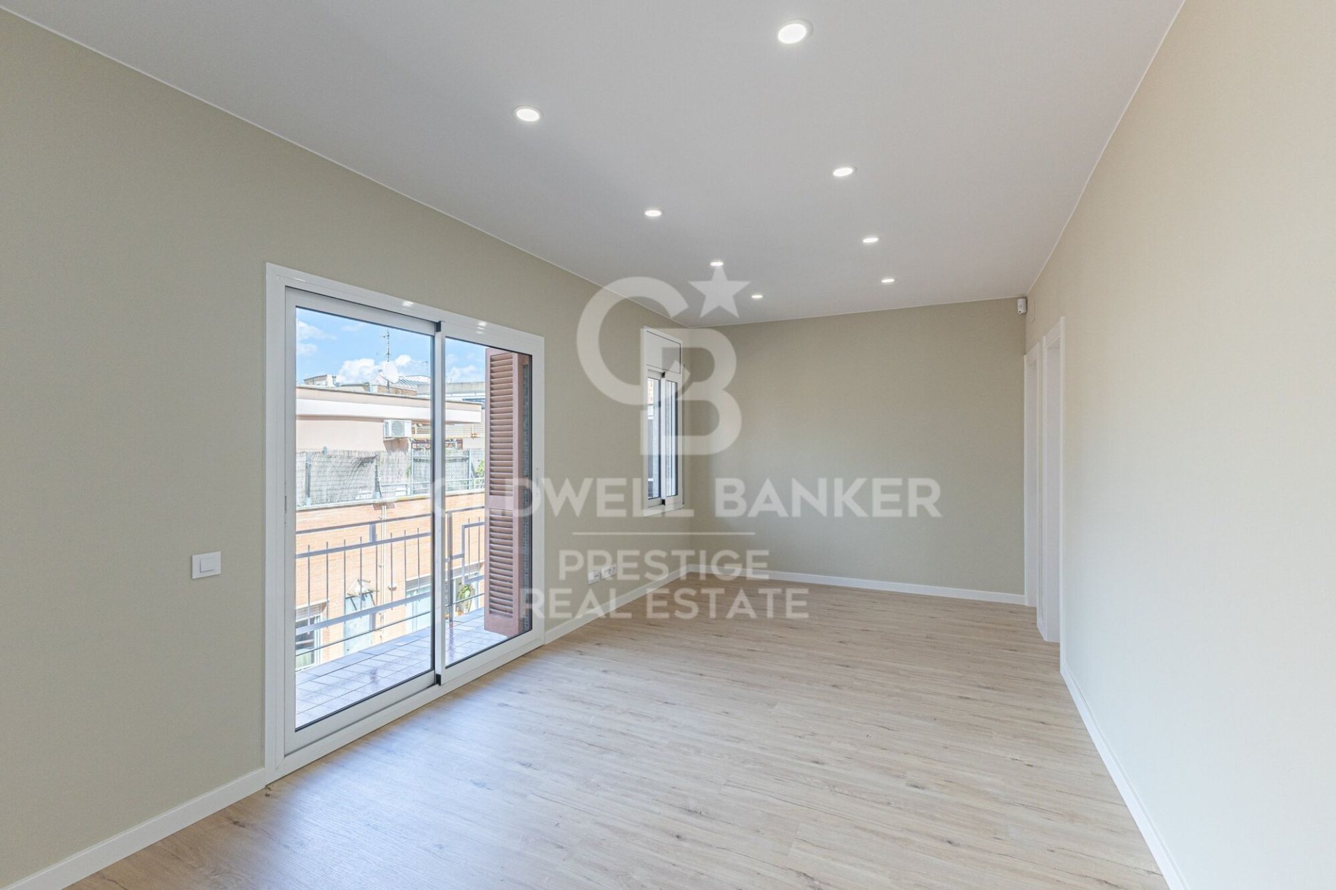 Wohnung in Barcelona, Spanien 3 Schlafzimmer, 76 m2 Nr. 157398