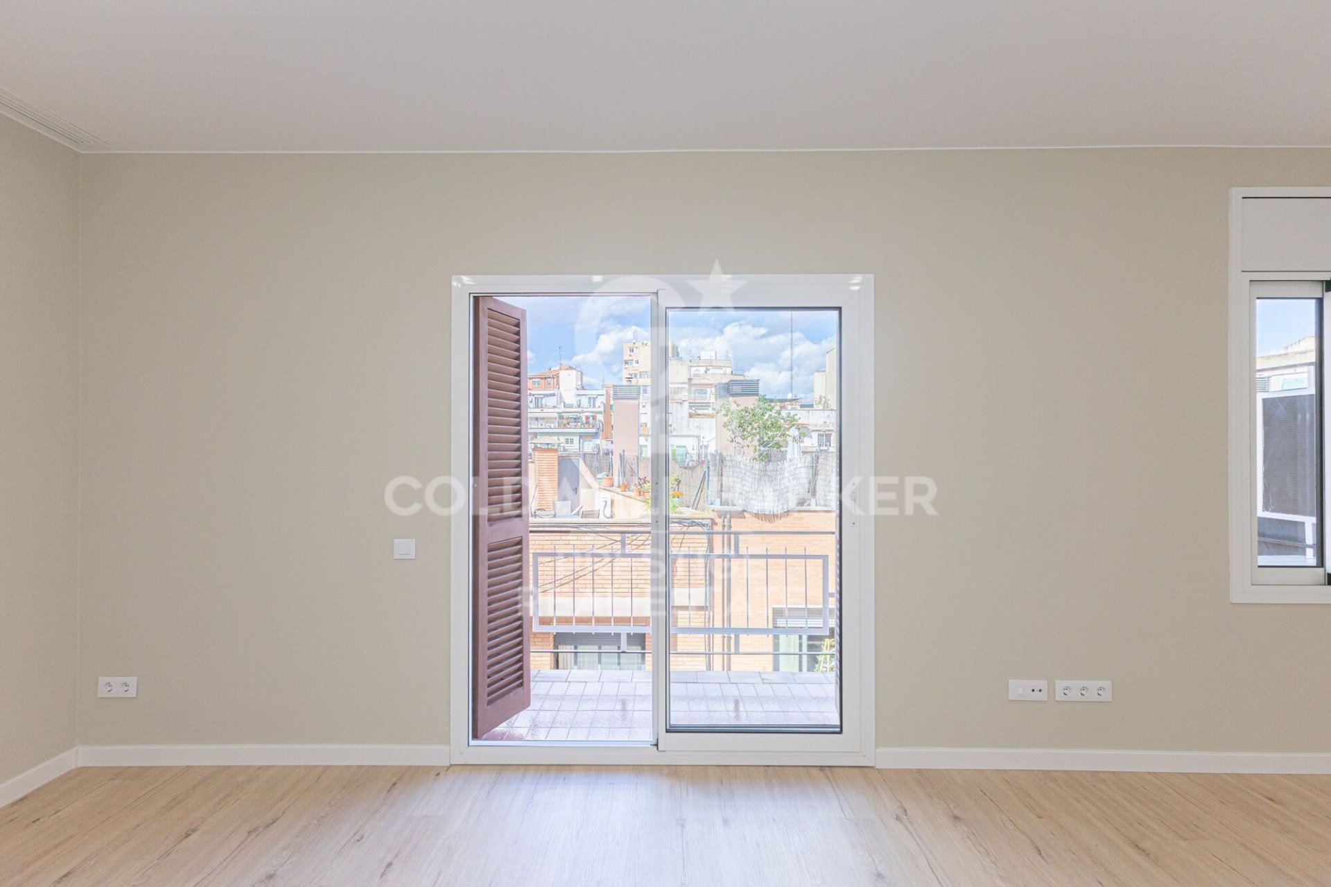 Wohnung in Barcelona, Spanien 3 Schlafzimmer, 76 m2 Nr. 157398