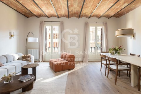 Apartament w Barcelona, Hiszpania 4 sypialnie, 203 mkw. nr 157400