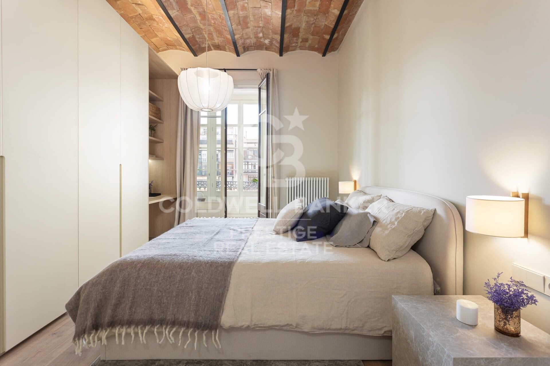 Wohnung in Barcelona, Spanien 4 Schlafzimmer, 203 m2 Nr. 157400