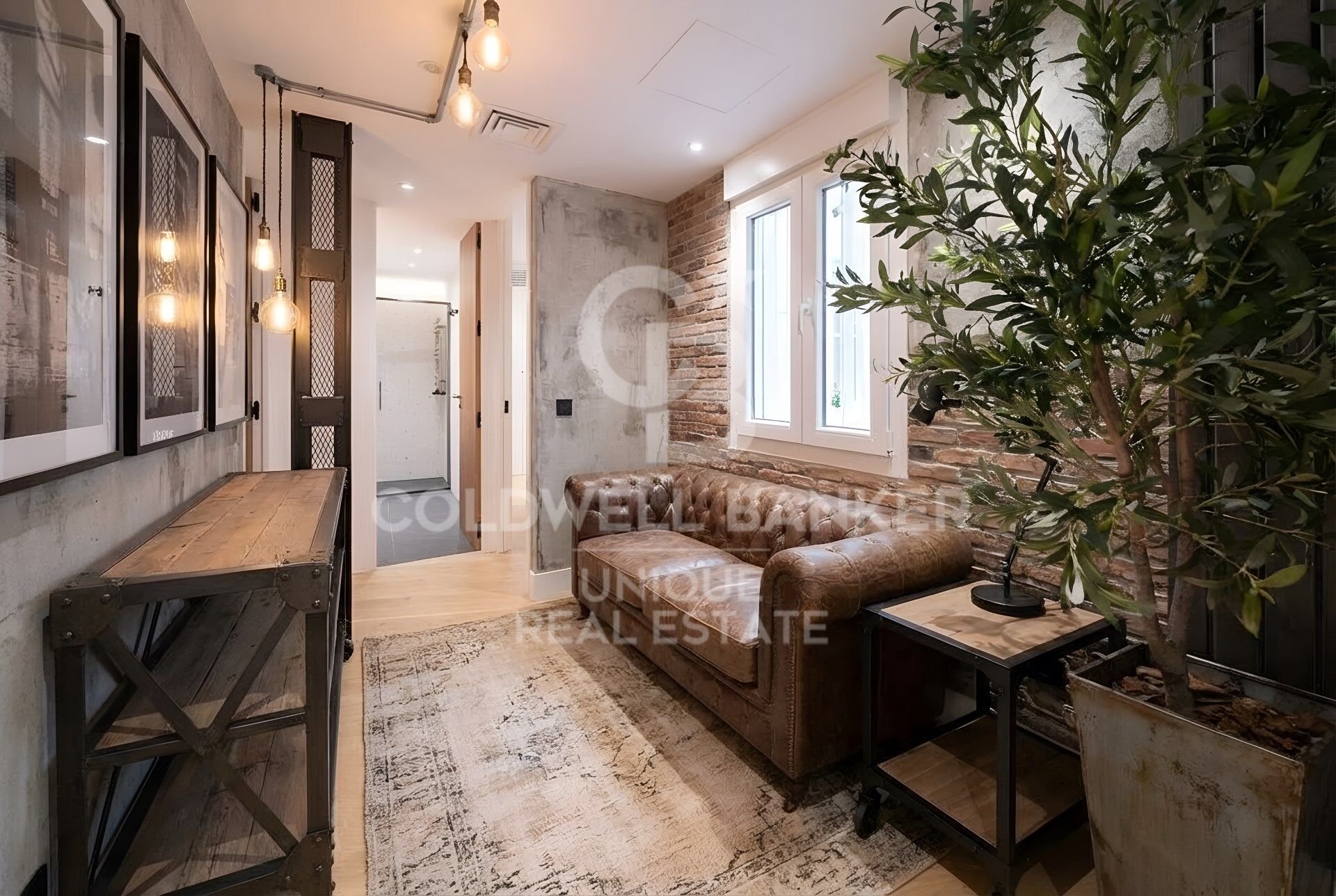 Apartamento en Madrid, España 2 dormitorios, 120 m2 No. 156966