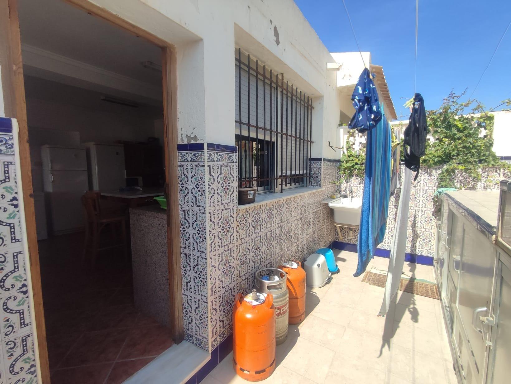 Villa in Guardamar del Segura, Alicante, Spanien 5 Schlafzimmer, 199 m2 Nr. 79018