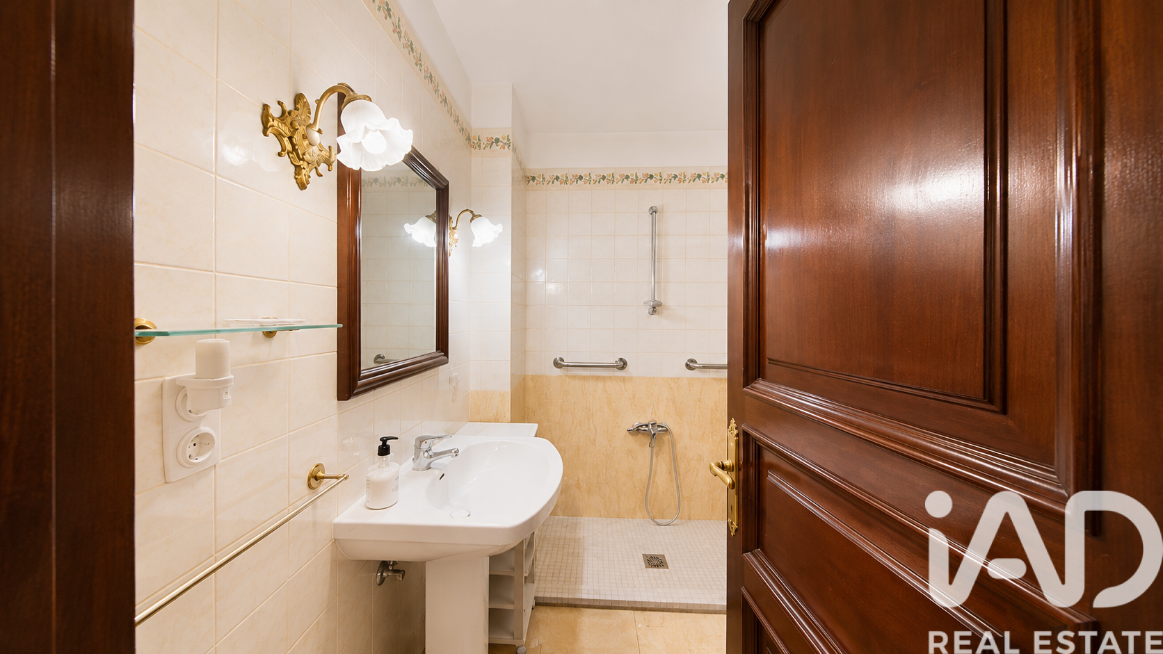 Apartment à Cordoba, Espagne 4 chambres, 300 m2 No. 172228