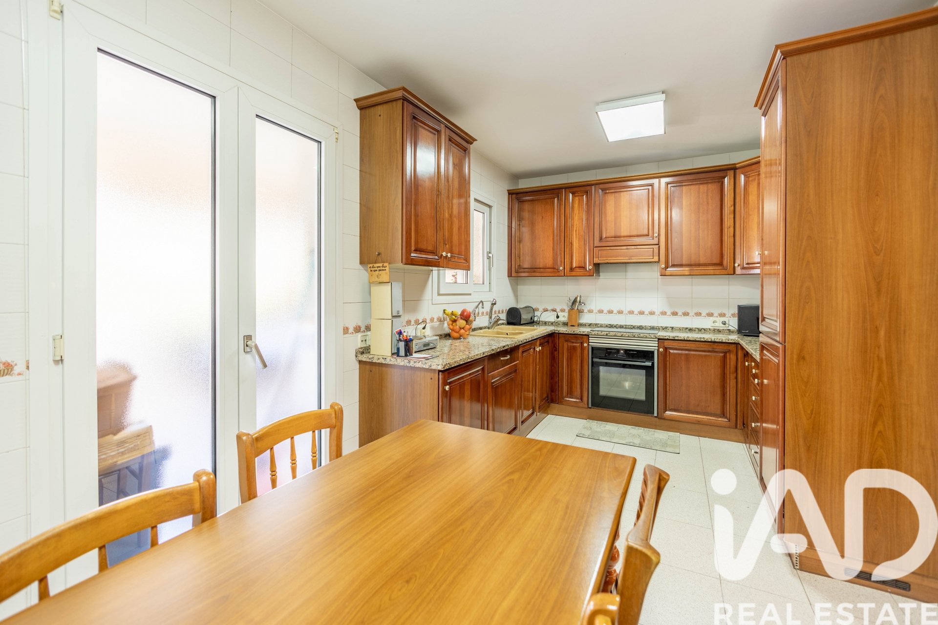 Apartment in Vilanova i la Geltru, Barcelona, Spain 4 bedrooms, 238.73 sq.m. No. 172226