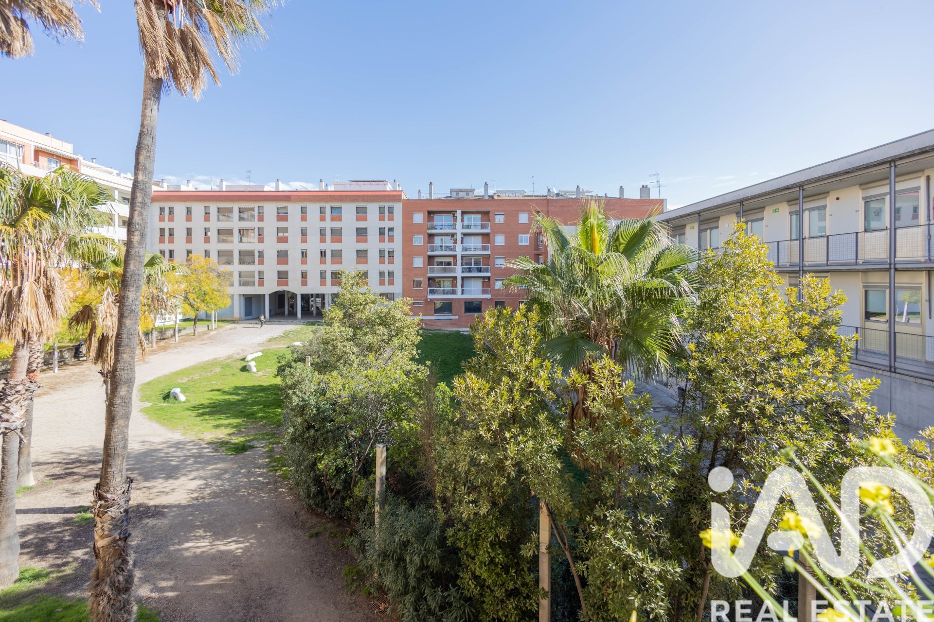 Apartment in Vilanova i la Geltru, Barcelona, Spain 4 bedrooms, 238.73 sq.m. No. 172226