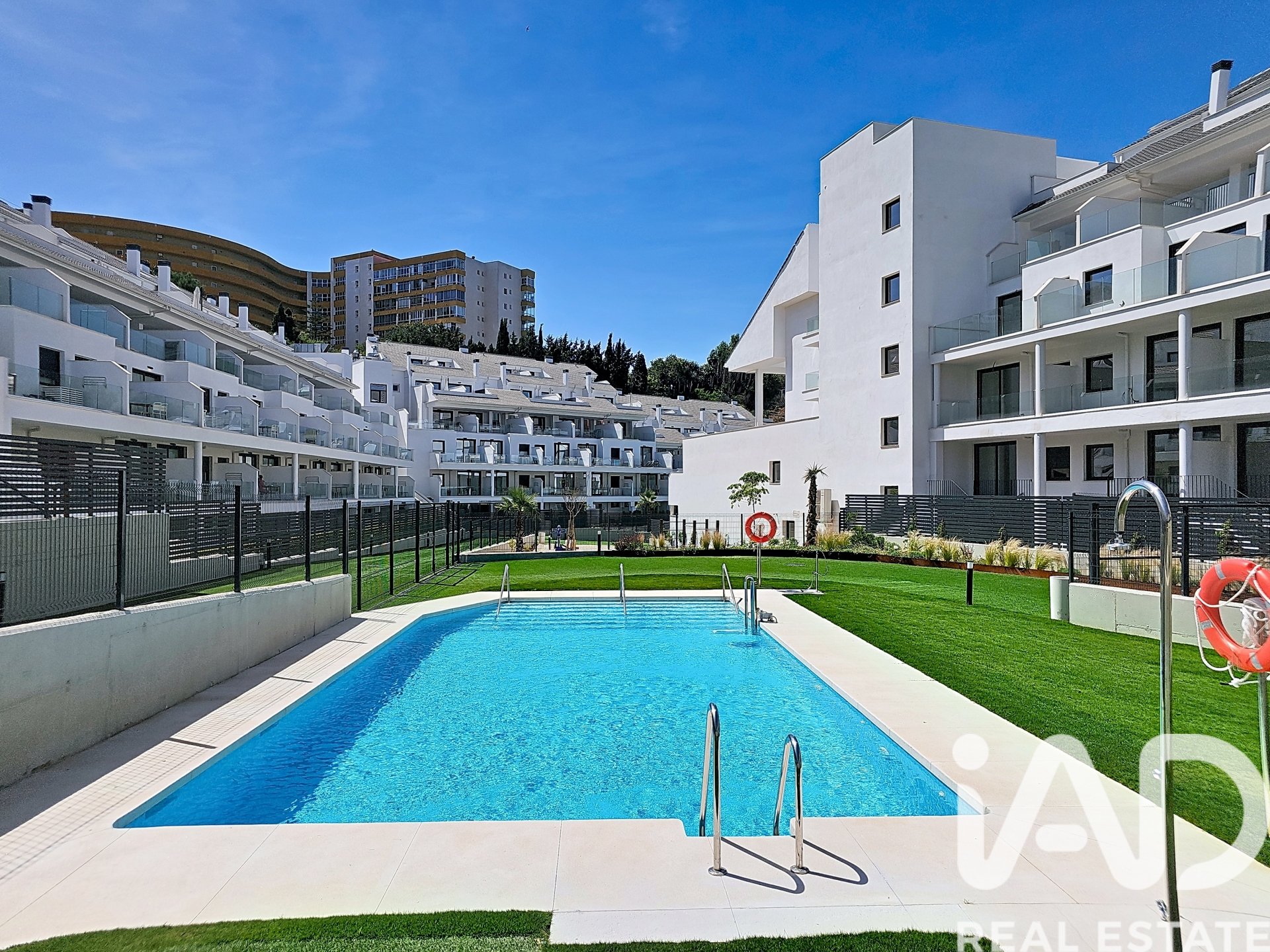 Apartamento en Fuengirola, Málaga, España 2 dormitorios, 92 m2 No. 172225