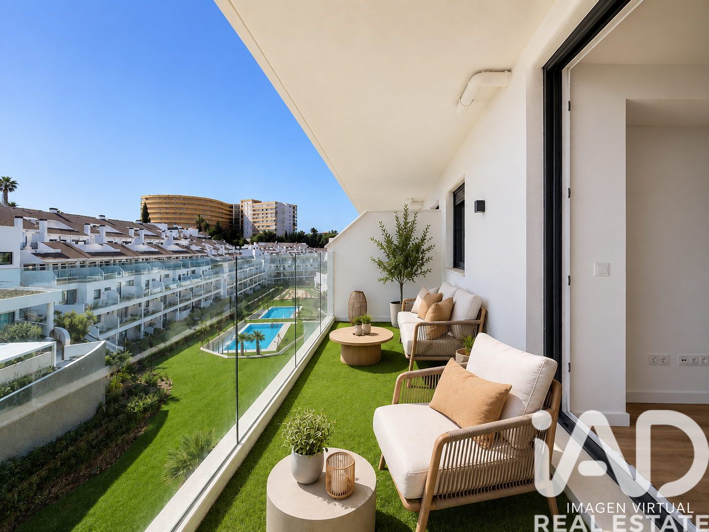 Apartamento en Fuengirola, Málaga, España 2 dormitorios, 92 m2 No. 172225