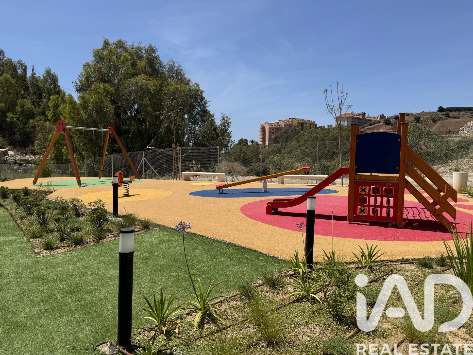 Apartamento en Fuengirola, Málaga, España 2 dormitorios, 92 m2 No. 172225