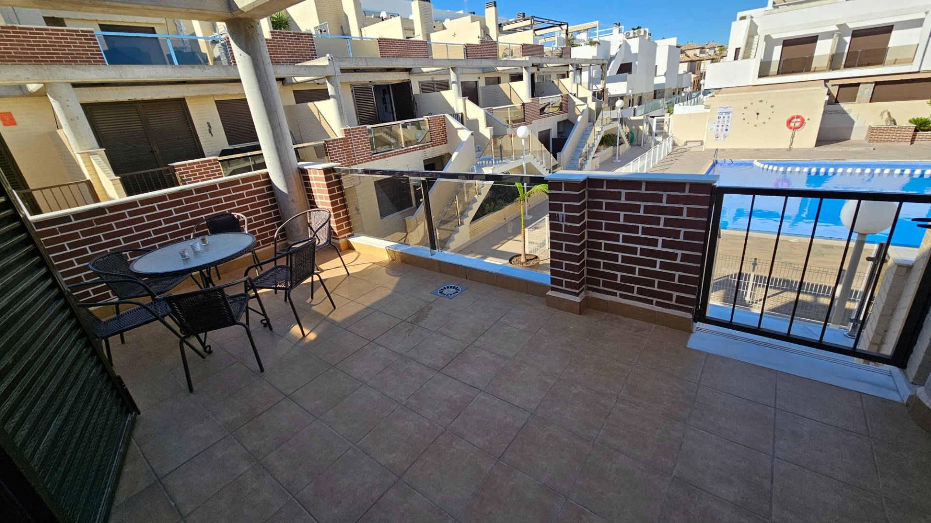 Apartment à Cabo Roig, Alicante, Espagne 3 chambres, 84 m2 No. 181212