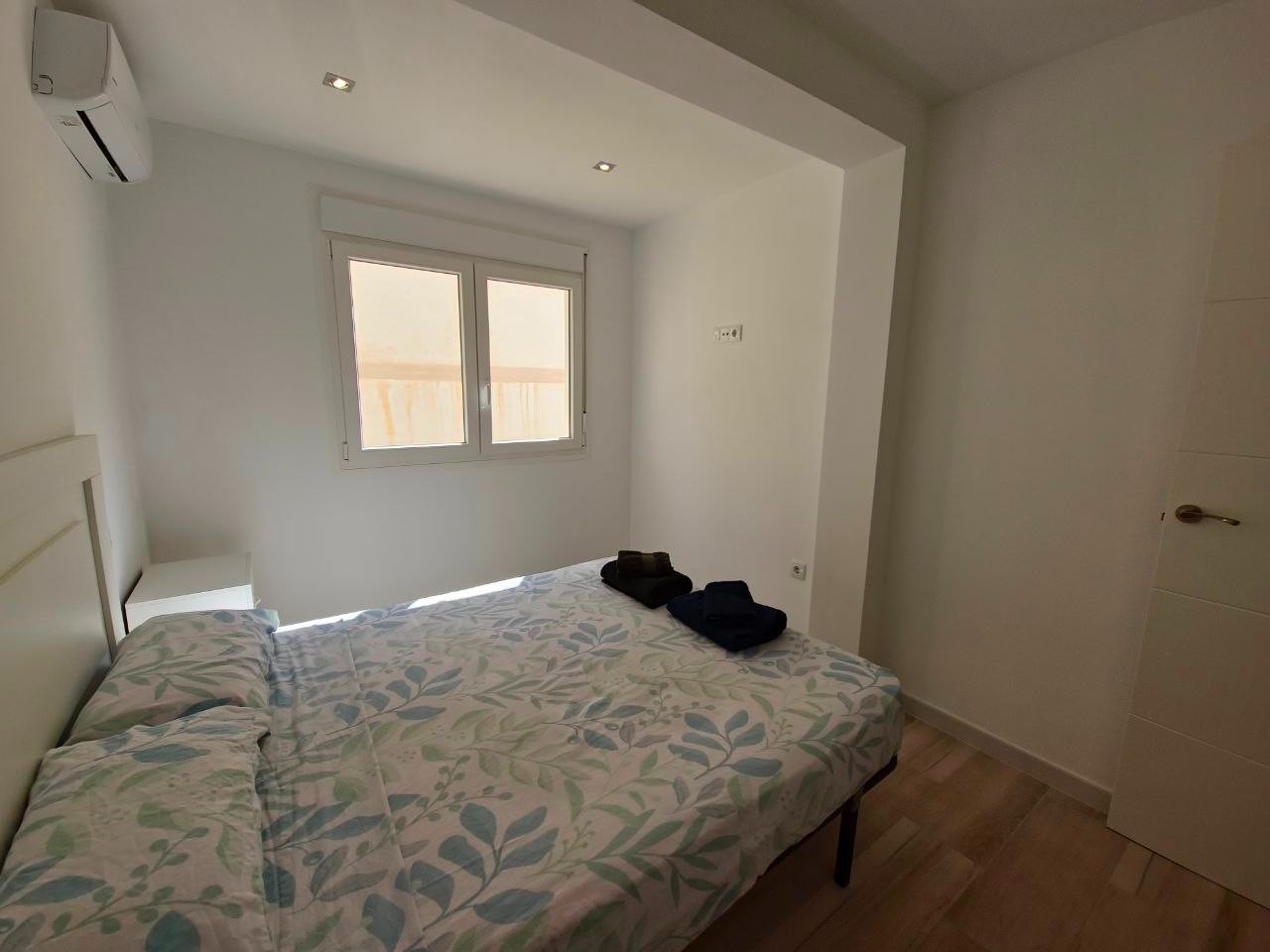 Dúplex en Cabo Roig, Alicante, España 3 dormitorios, 80 m2 No. 181213