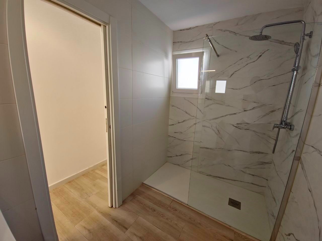 Dúplex en Cabo Roig, Alicante, España 3 dormitorios, 80 m2 No. 181213