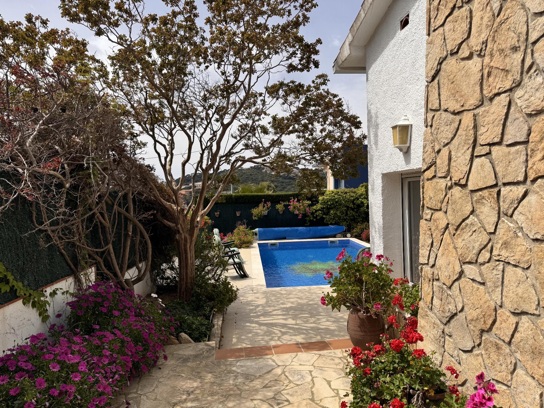 Talo S'Agaro, Girona, Espanja 5 makuuhuonetta, 254 m2 No. 164665