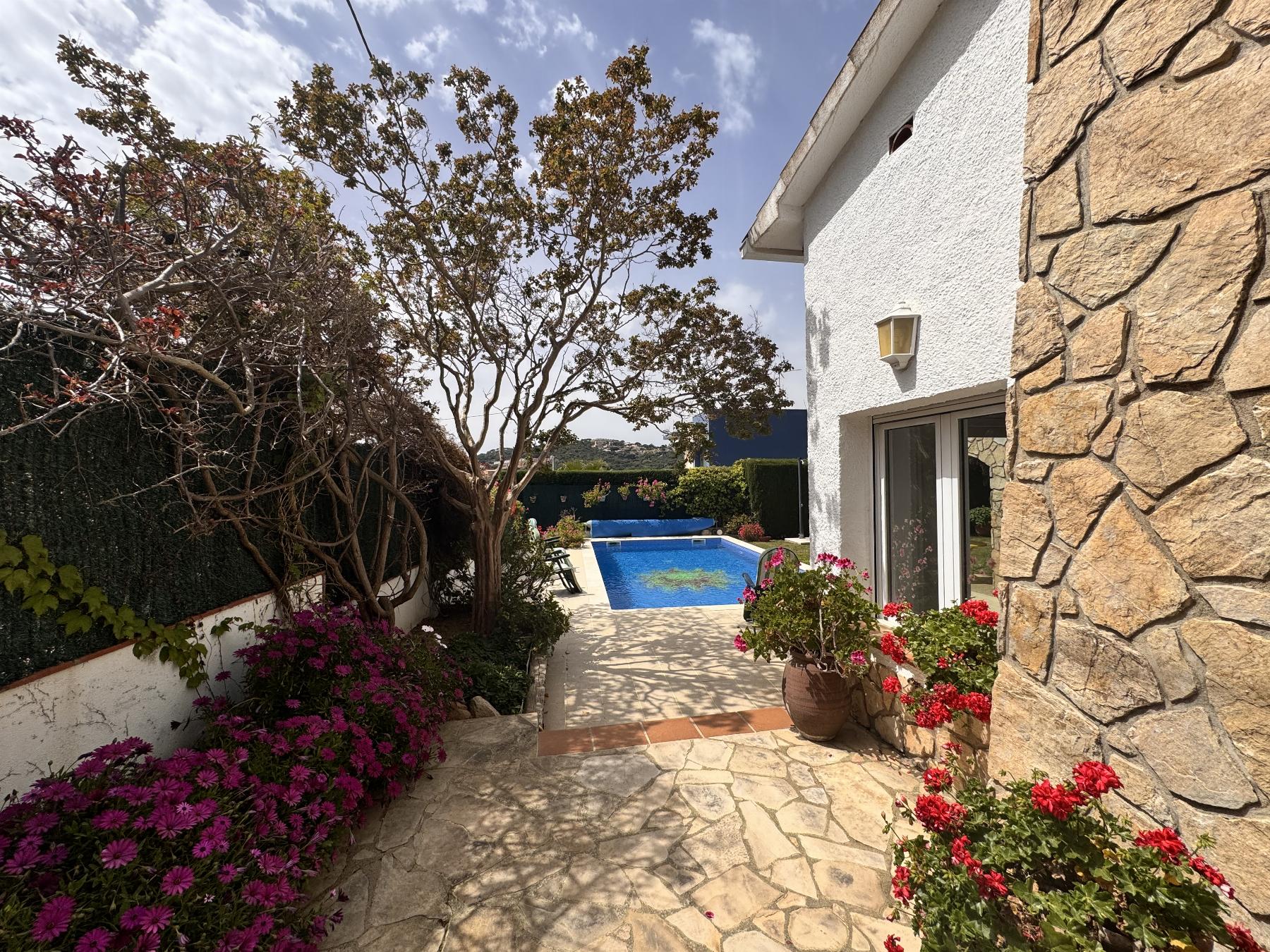 Talo S'Agaro, Girona, Espanja 5 makuuhuonetta, 254 m2 No. 164665