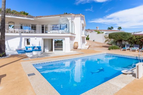Huvila Cadiz, Espanja 6 makuuhuonetta, 320.45 m2 No. 164662