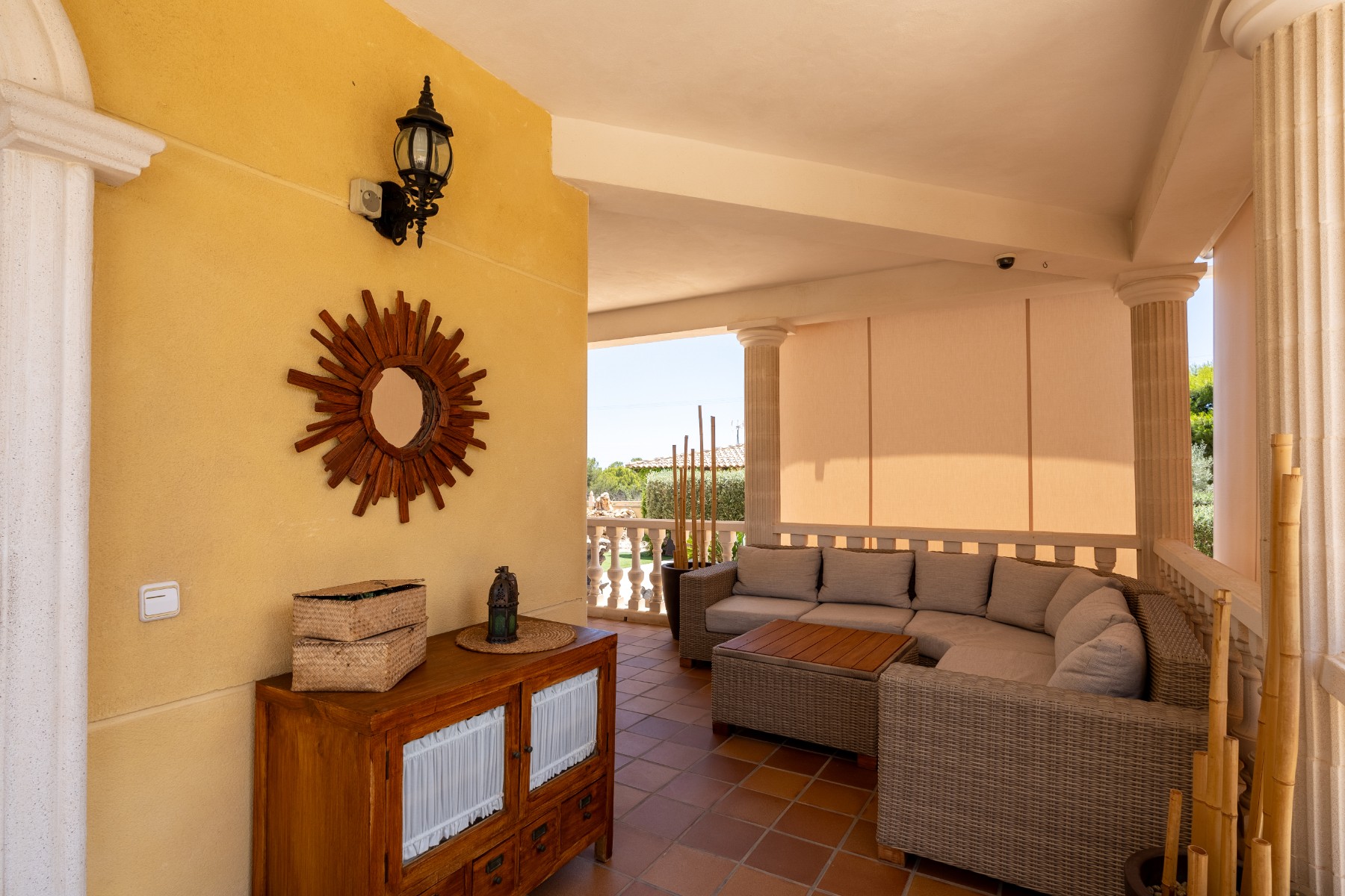 Villa i San Vicente del Raspeig, Alicante, Spanien 5 sovrum, 450 kvm. Nr. 135641