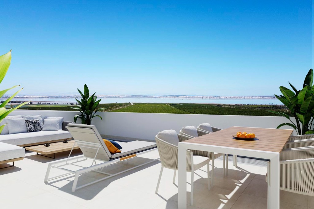 Apartment in Torrevieja, Alicante, Spain 2 bedrooms, 183 sq.m. No. 144918