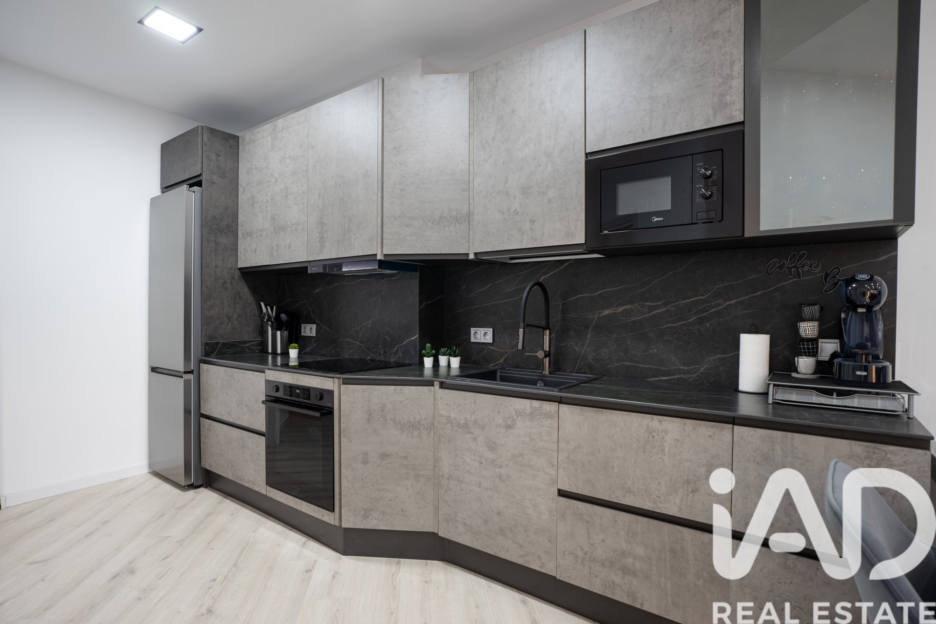 Apartment à Badalona, Barcelona, Espagne 2 chambres, 80 m2 No. 172446