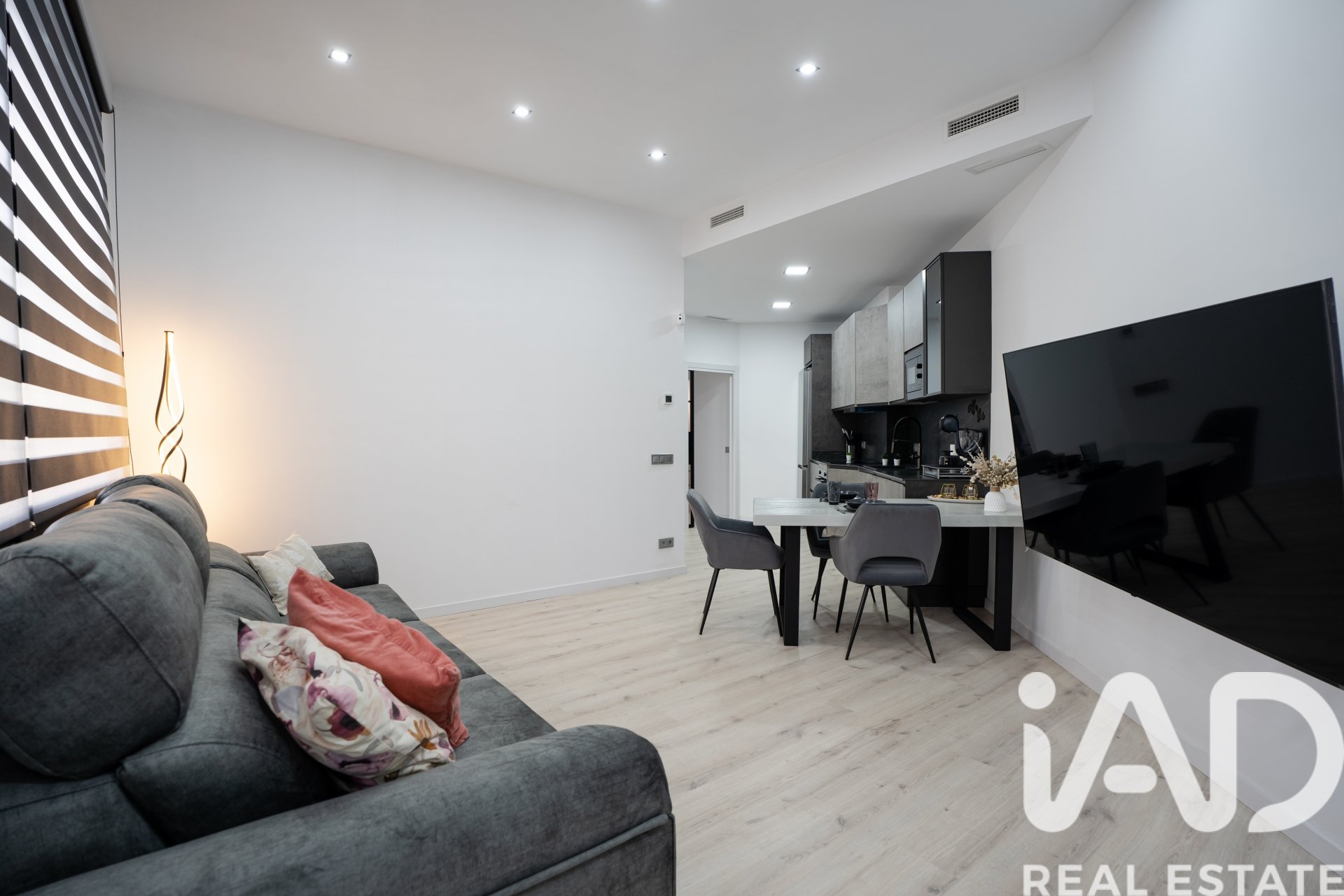 Apartment à Badalona, Barcelona, Espagne 2 chambres, 80 m2 No. 172446
