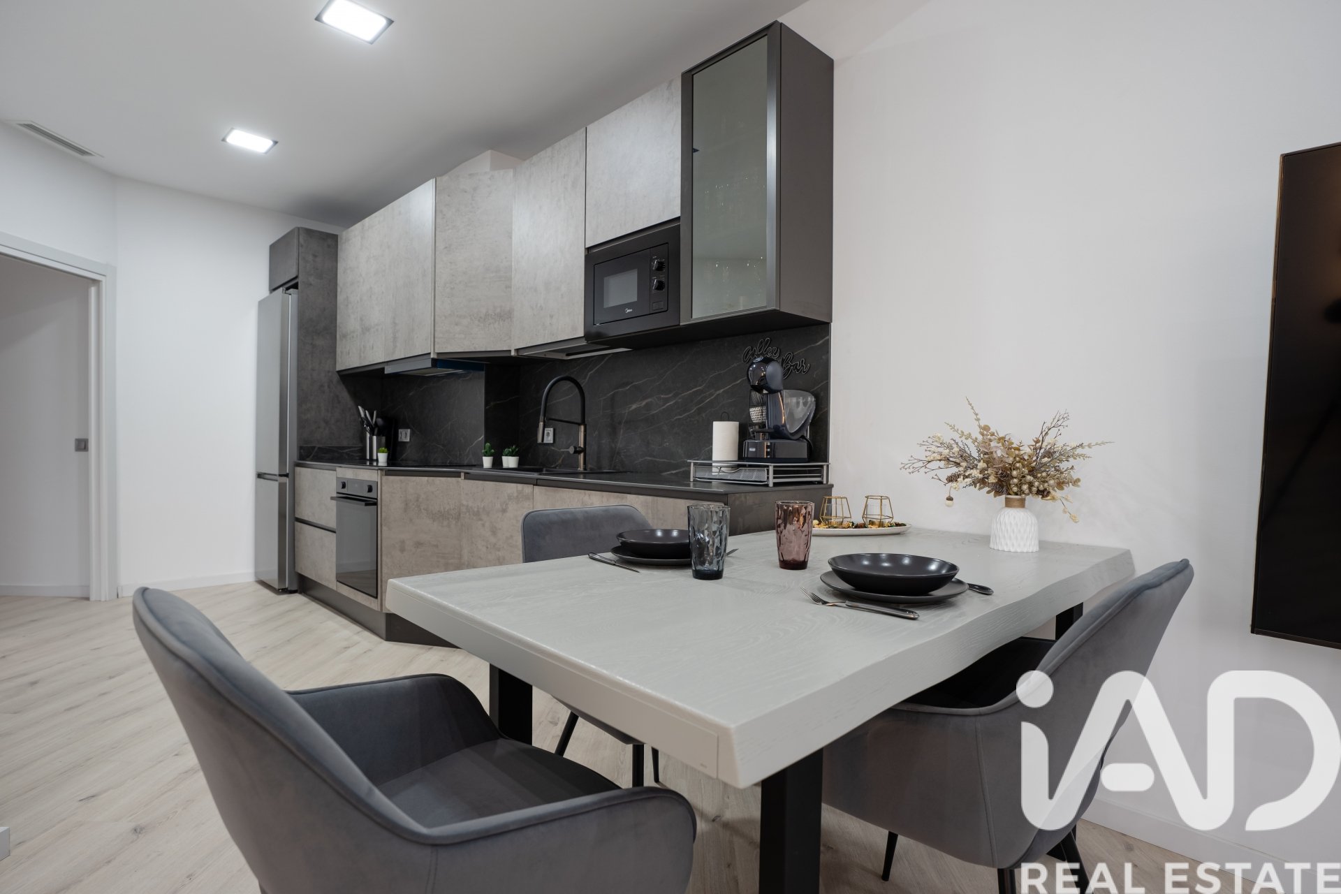 Apartment à Badalona, Barcelona, Espagne 2 chambres, 80 m2 No. 172446