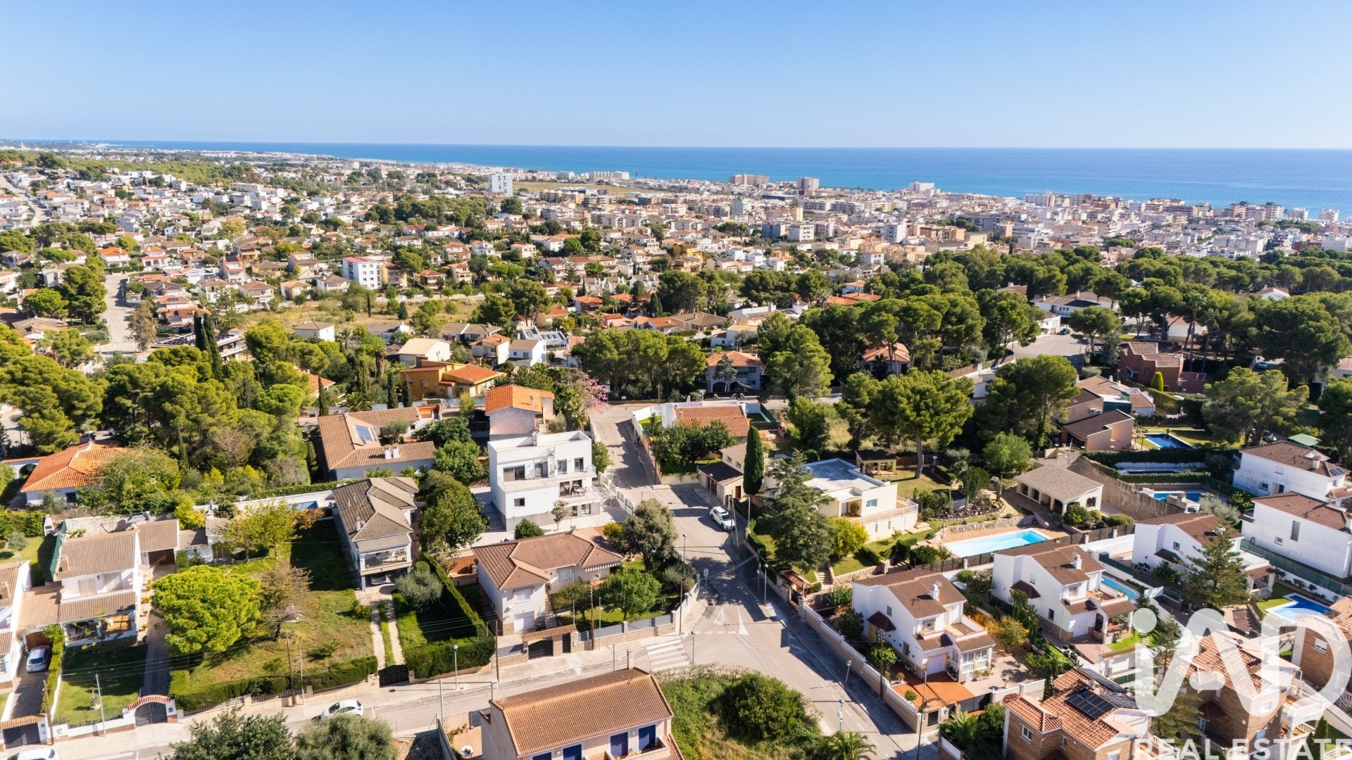Zemes gabals Cunit, Tarragona, Spānijā 850 m2 Nr. 153136
