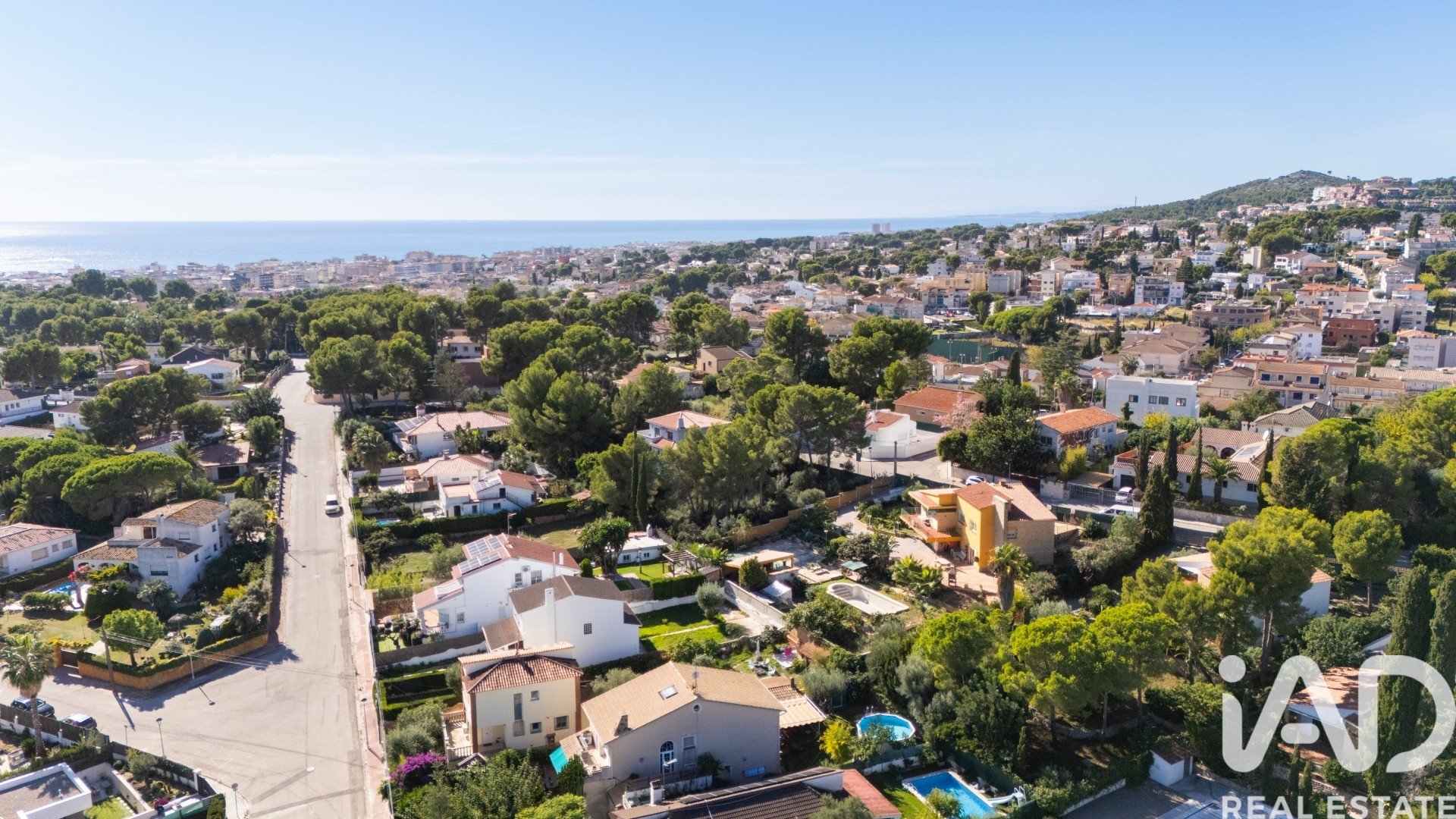 Zemes gabals Cunit, Tarragona, Spānijā 850 m2 Nr. 153136
