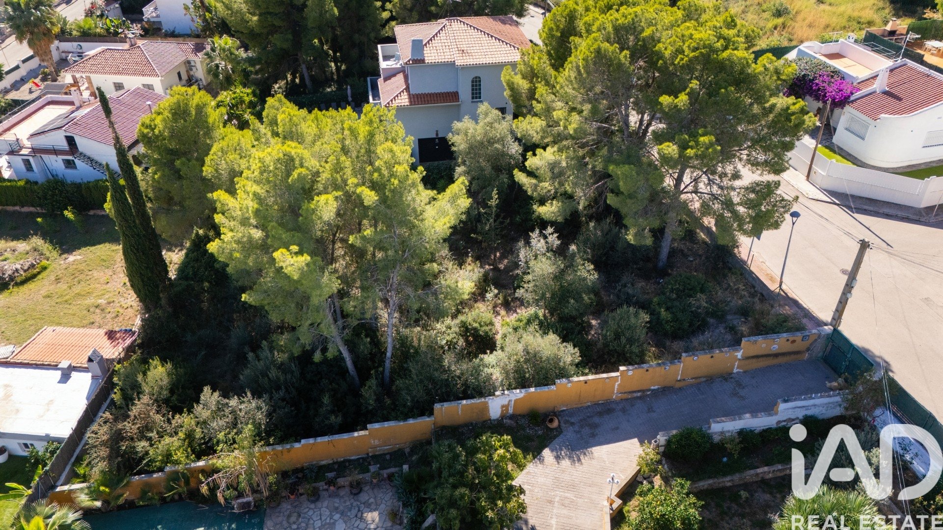 Zemes gabals Cunit, Tarragona, Spānijā 850 m2 Nr. 153136