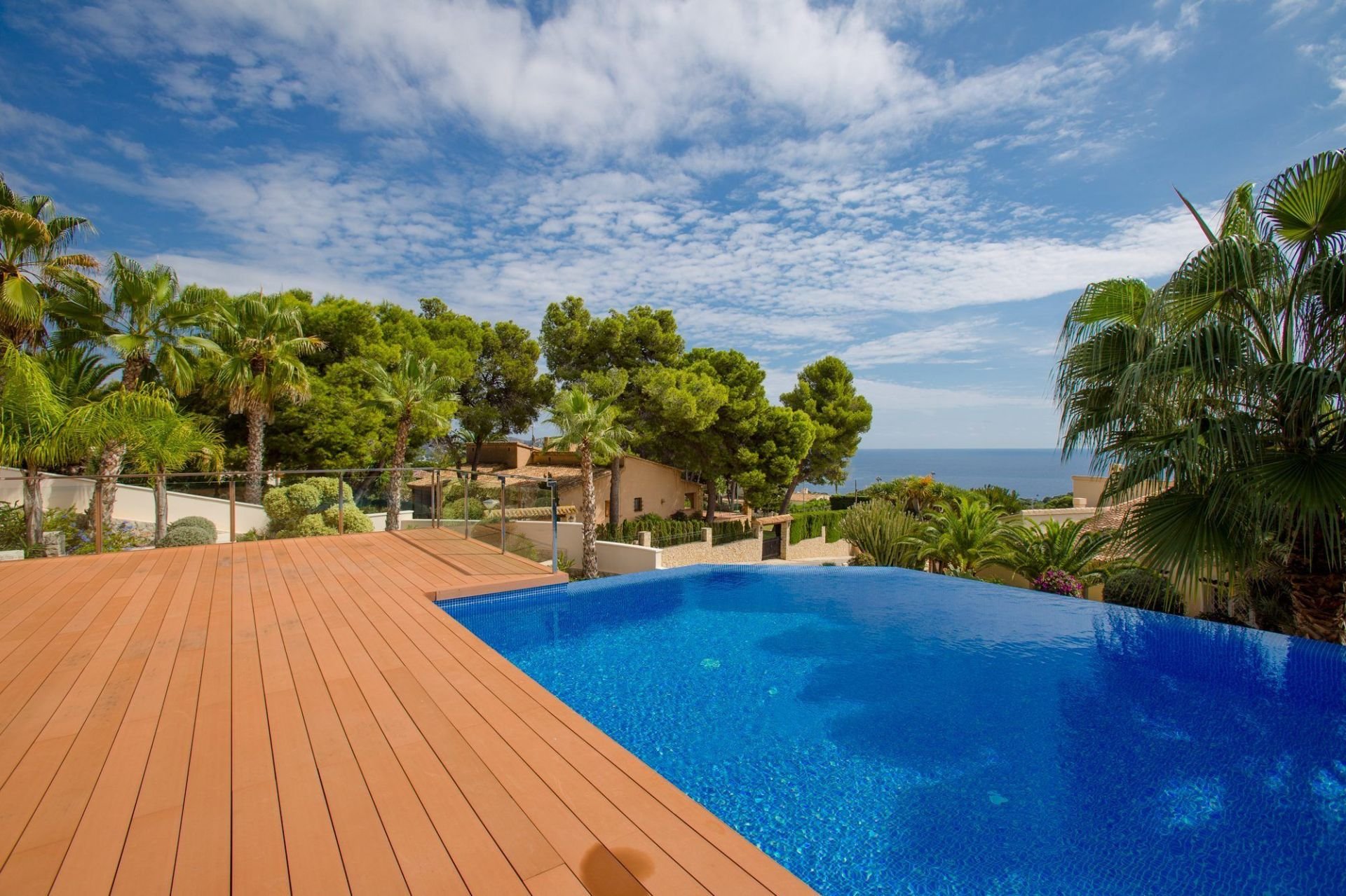 Villa i Moraira, Alicante, Spanien 4 sovrum, 559 kvm. Nr. 95753
