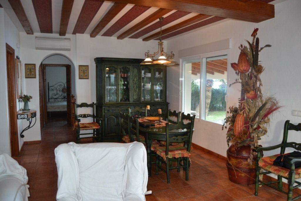 Villa in Calpe, Alicante, Spain 4 bedrooms, 230 sq.m. No. 95752