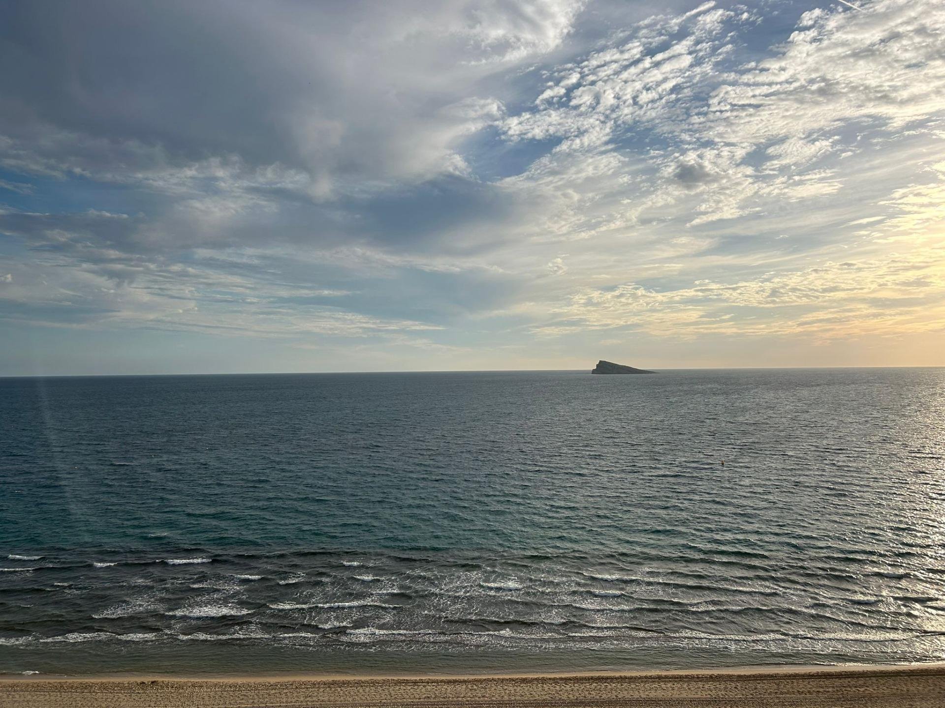 Apartment à Benidorm, Alicante, Espagne 2 chambres, 140 m2 No. 165483