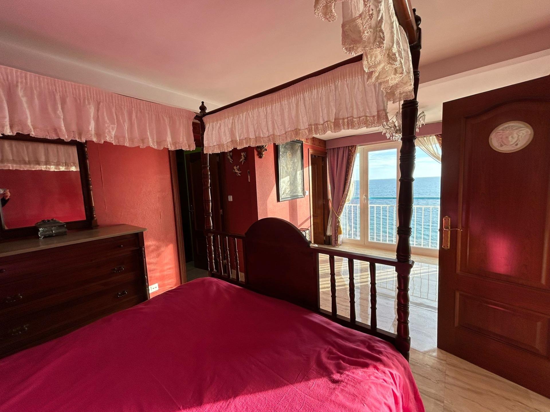 Apartment à Benidorm, Alicante, Espagne 2 chambres, 140 m2 No. 165483