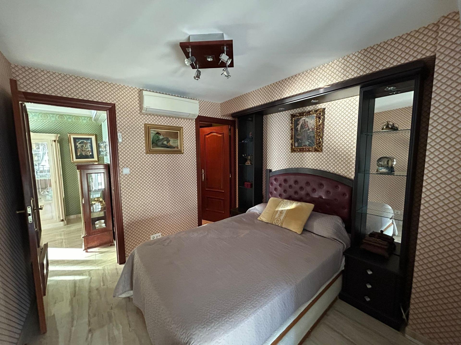 Apartment à Benidorm, Alicante, Espagne 2 chambres, 140 m2 No. 165483
