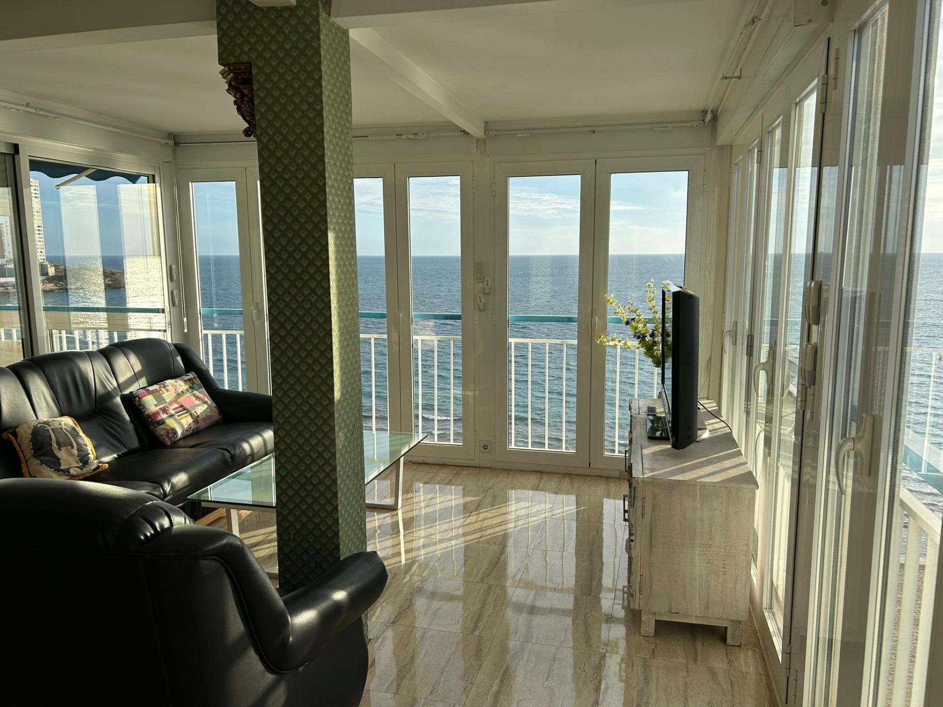 Apartment à Benidorm, Alicante, Espagne 2 chambres, 140 m2 No. 165483
