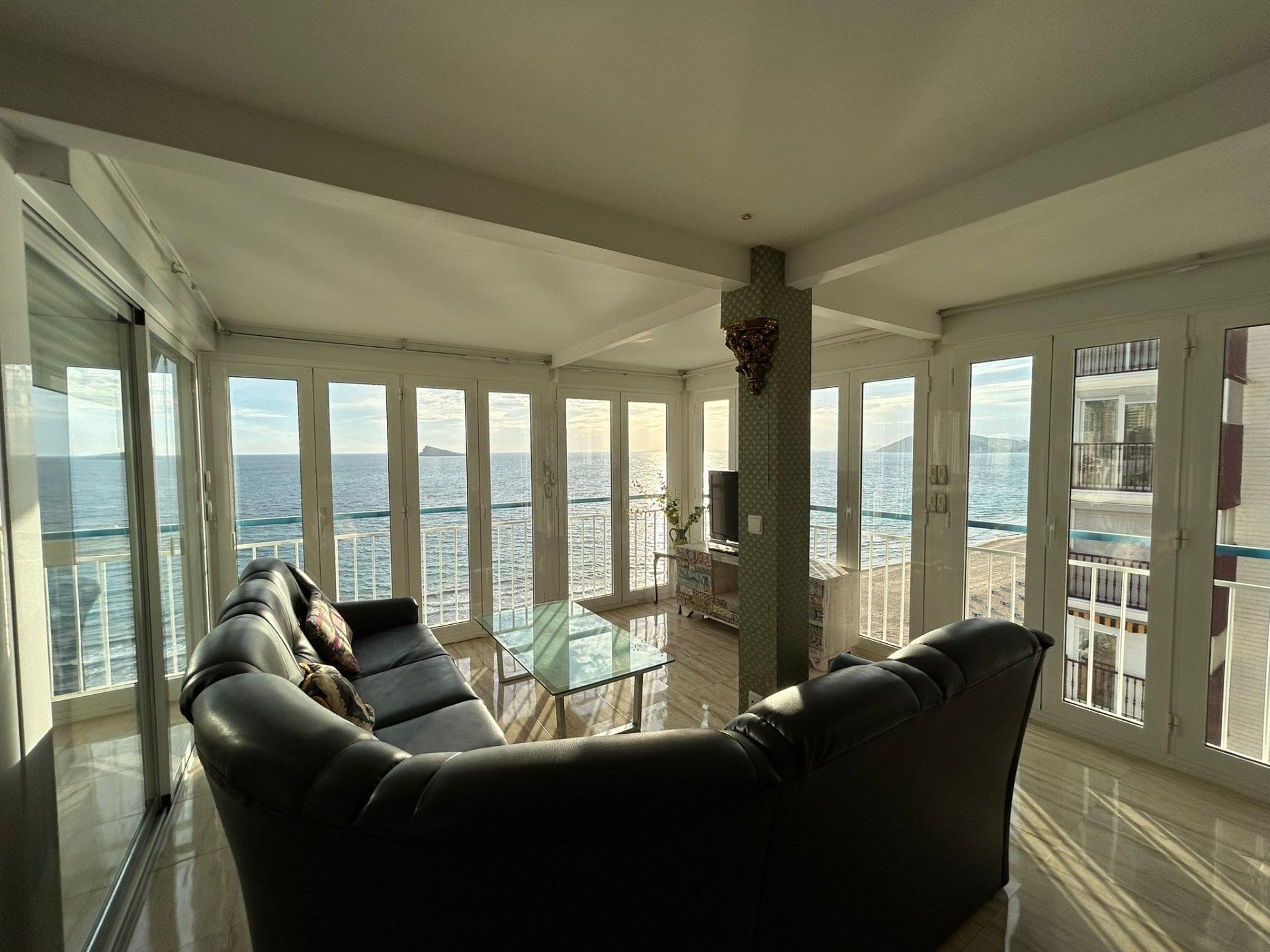 Apartment à Benidorm, Alicante, Espagne 2 chambres, 140 m2 No. 165483